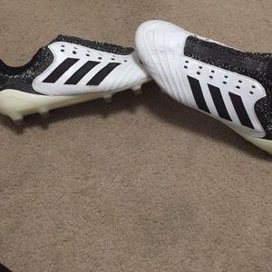 Soccer cleats